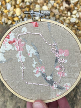 Load image into Gallery viewer, 4 inch Georgia &quot;Home&quot; State Shape Outline Hand-Embroidered Hoop
